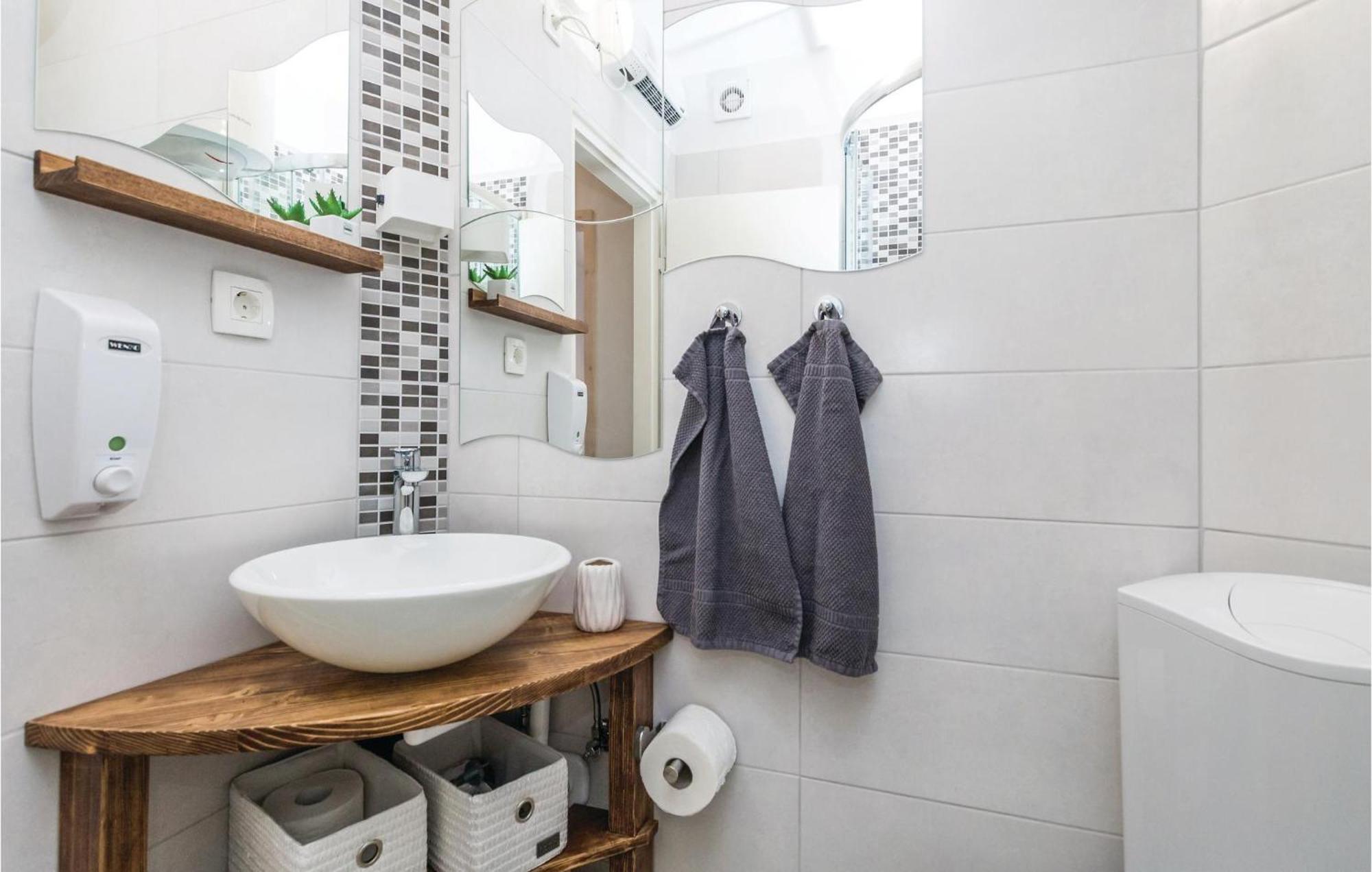 Gorgeous In With House Sea View Apartment